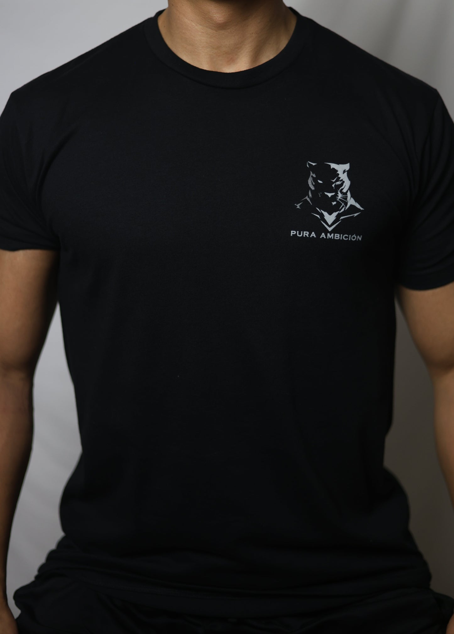 Pura Ambición Gray Panther Logo Tee